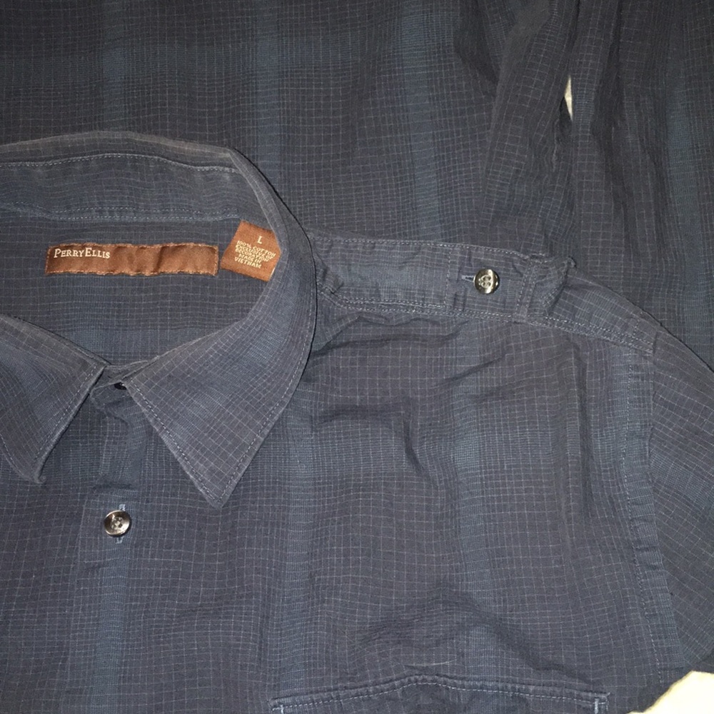 Perry Ellis Shirt - Picture 3 of 5